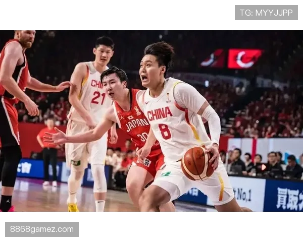 篮球犯规离场规则解析：球员被罚出场后还能重返赛场吗？